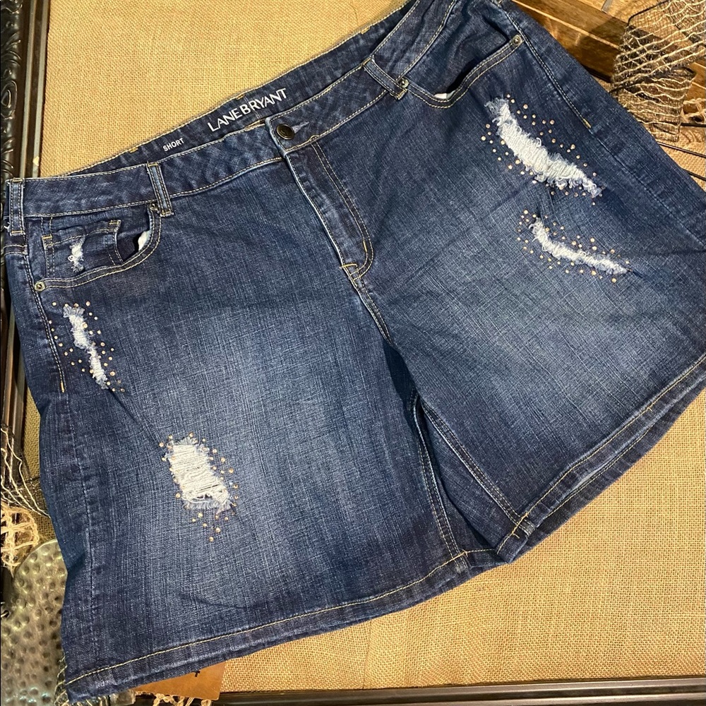 EUC Lane Bryant Distressed Denim Shorts with Embellishments Size 22